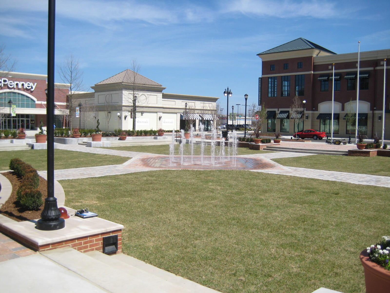 Peninsula Town Center Water Feature