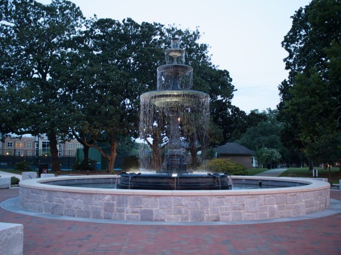 Tattnall Square Park Fountain