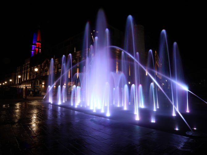 Plant Riverside Savannah Large Show Fountain2