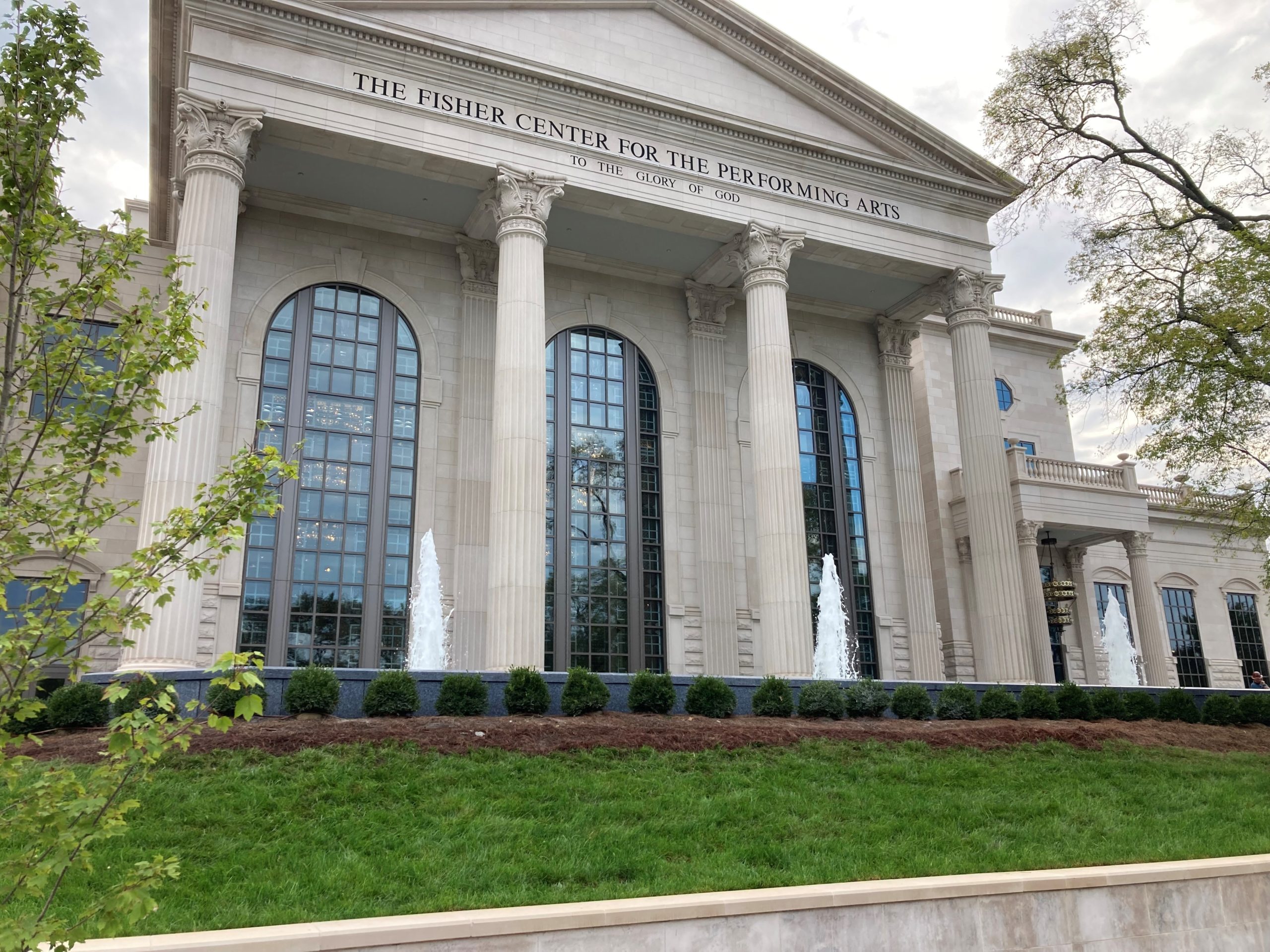 Belmont University Performing Arts Center Front Fountain