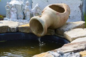 5 Innovative Recycling Ideas To Create Unique Water Fountains